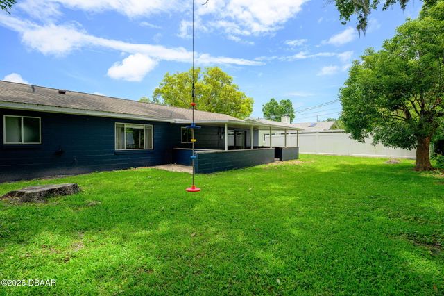 110 Cambridge Drive, Port Orange, FL 32127