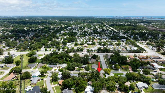 110 Cambridge Drive, Port Orange, FL 32127