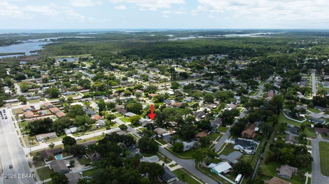 110 Cambridge Drive, Port Orange, FL 32127
