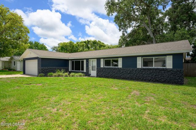 110 Cambridge Drive, Port Orange, FL 32127