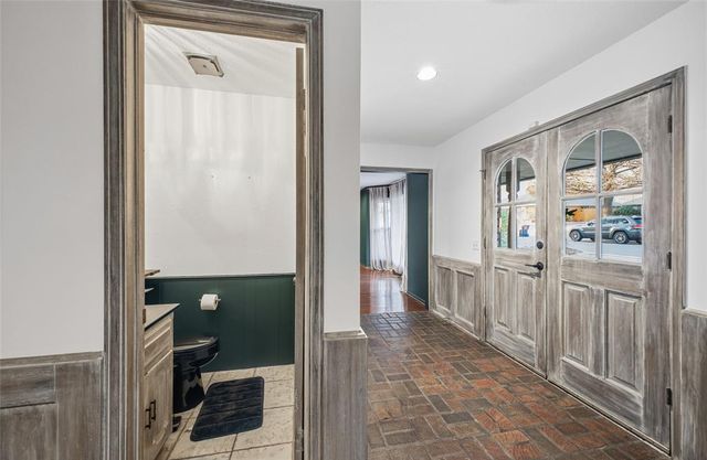 2216 NW 46th Street, Oklahoma City, OK 73112