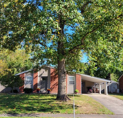 2213 Chandler Lane, Columbus, IN 47203