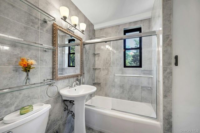 735 Kappock Street 8F, Bronx, NY 10463