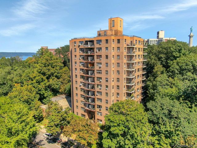 735 Kappock Street 8F, Bronx, NY 10463