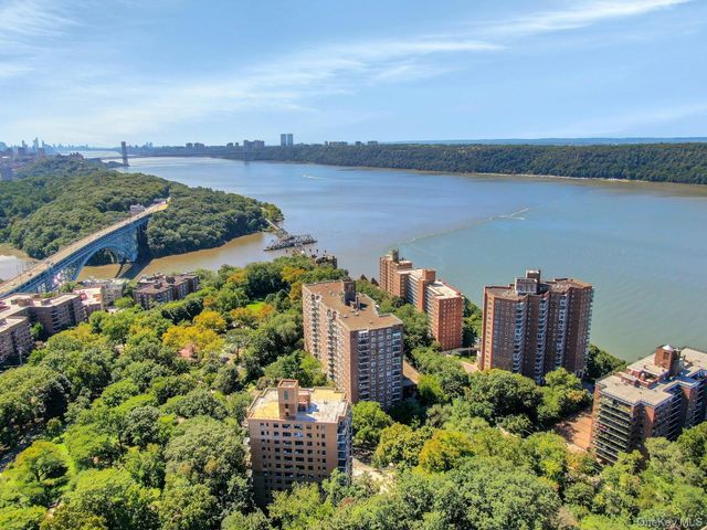 735 Kappock Street 8F, Bronx, NY 10463