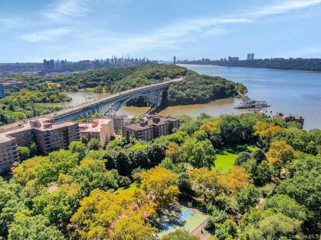 735 Kappock Street 8F, Bronx, NY 10463