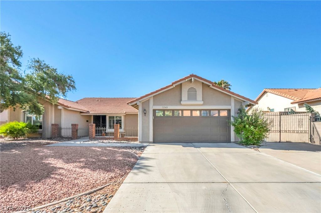 3249 Palmdesert Way, Las Vegas, NV 89120 — exterior