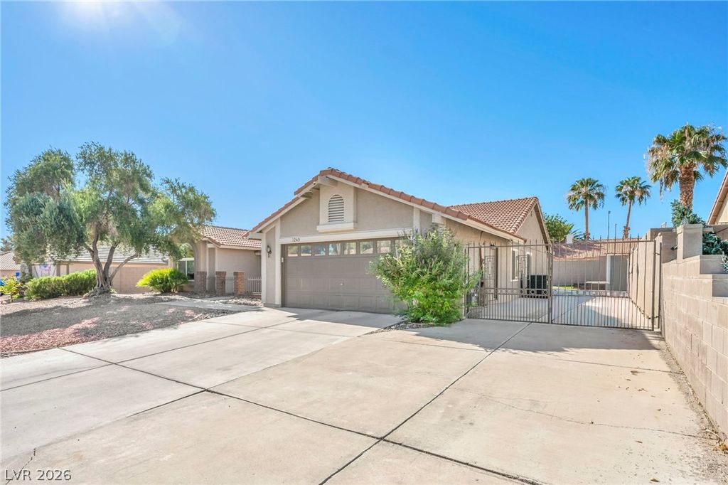 3249 Palmdesert Way, Las Vegas, NV 89120 — photo 2
