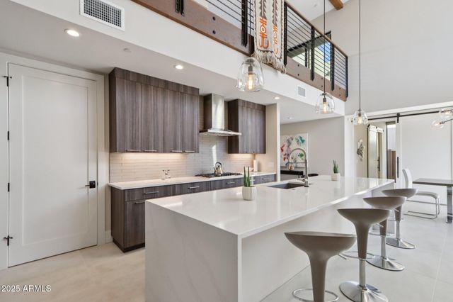 6525 E CAVE CREEK Road 22, Cave Creek, AZ 85331