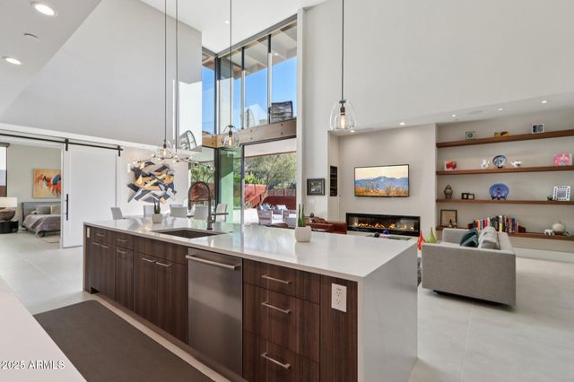 6525 E CAVE CREEK Road 22, Cave Creek, AZ 85331