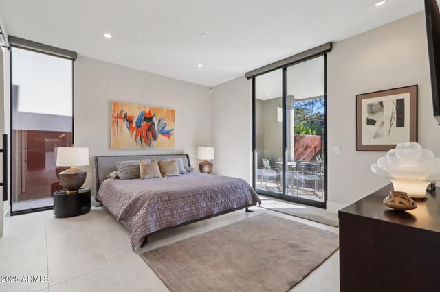 6525 E CAVE CREEK Road 22, Cave Creek, AZ 85331