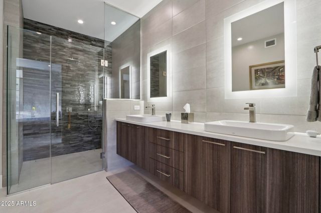 6525 E CAVE CREEK Road 22, Cave Creek, AZ 85331