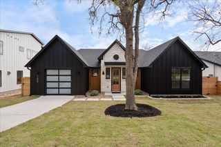 11007 Fourth ST, Jonestown, TX 78645