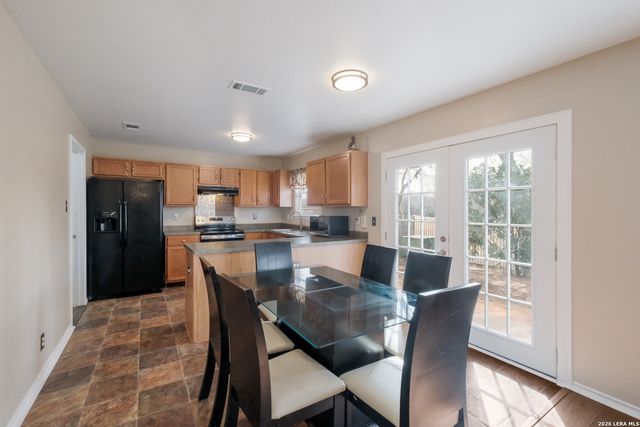 15423 Cog, Selma, TX 78154