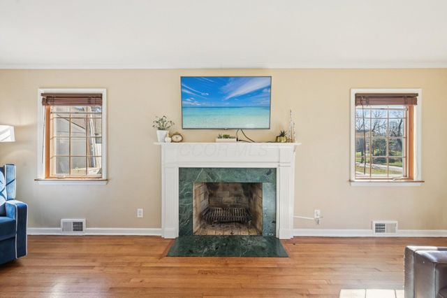 1838 Berkshire Road, Upper Arlington, OH 43221