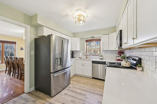 1838 Berkshire Road, Upper Arlington, OH 43221