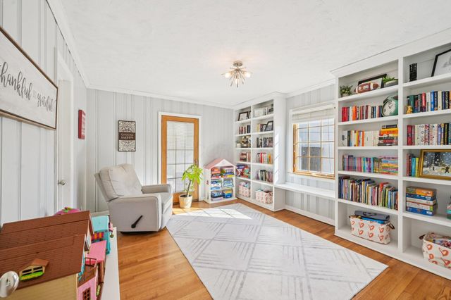 1838 Berkshire Road, Upper Arlington, OH 43221