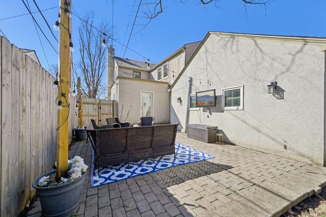 1838 Berkshire Road, Upper Arlington, OH 43221