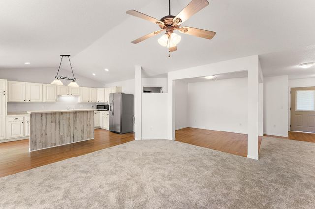 1825 Windmill Drive, Baldwin, WI 54002