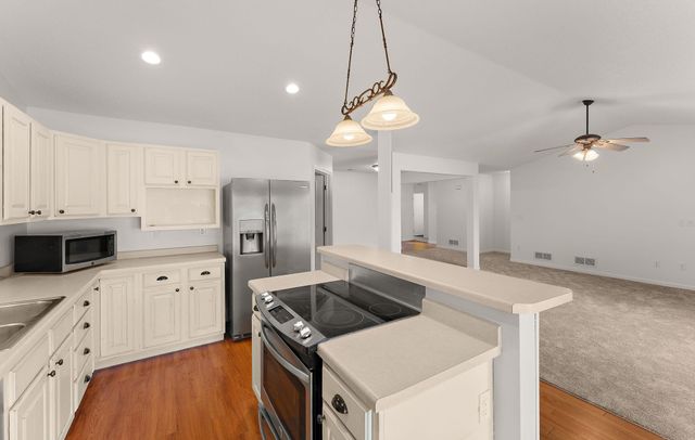 1825 Windmill Drive, Baldwin, WI 54002