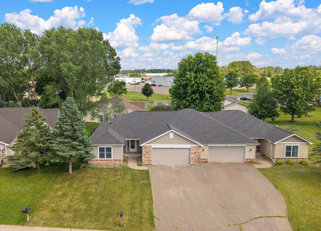 1825 Windmill Drive, Baldwin, WI 54002