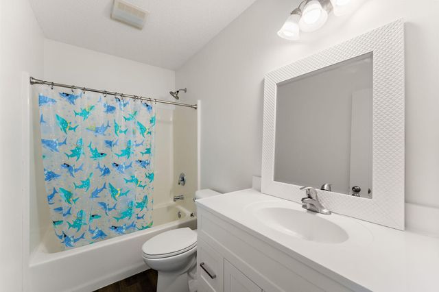 1825 Windmill Drive, Baldwin, WI 54002