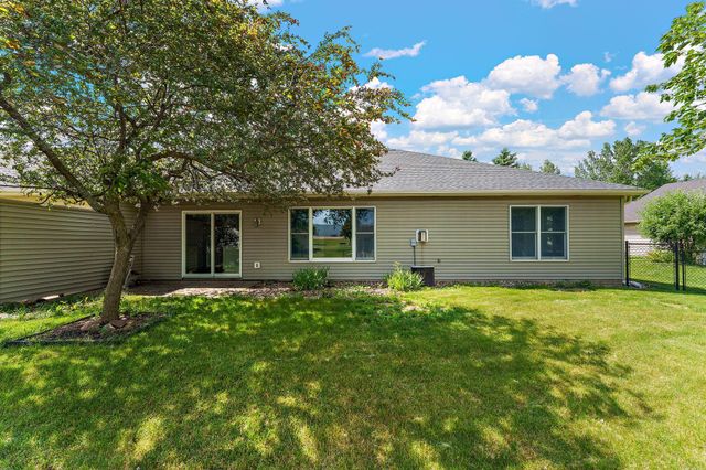 1825 Windmill Drive, Baldwin, WI 54002
