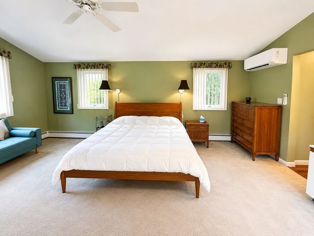 15 Leonard Road, Framingham, MA 01701