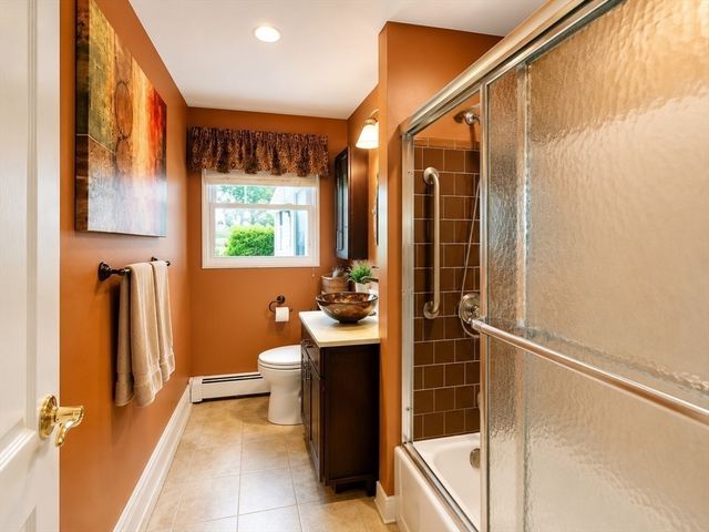 15 Leonard Road, Framingham, MA 01701