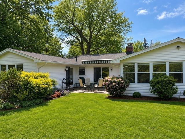 15 Leonard Road, Framingham, MA 01701