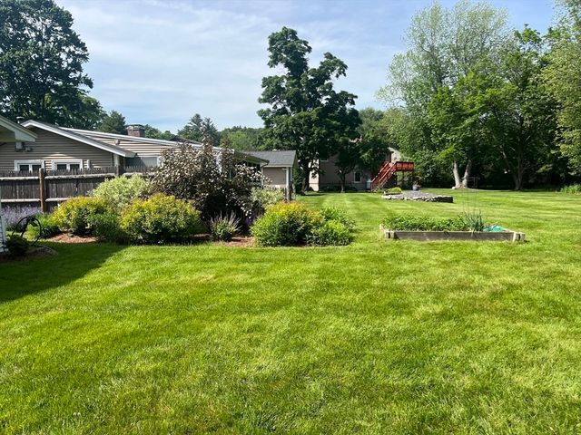 15 Leonard Road, Framingham, MA 01701