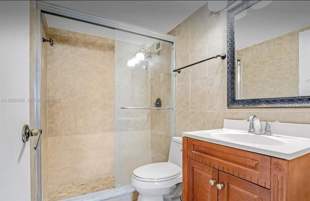 4040 Galt Ocean Drive 605, Fort Lauderdale, FL 33308