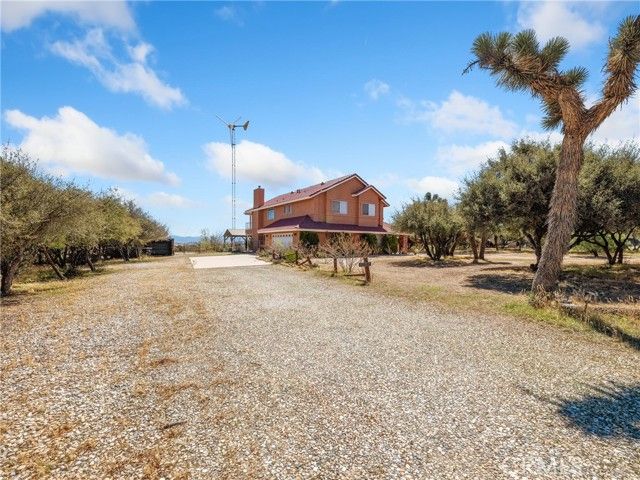 8187 Anaconda Avenue, Oak Hills, CA 92344