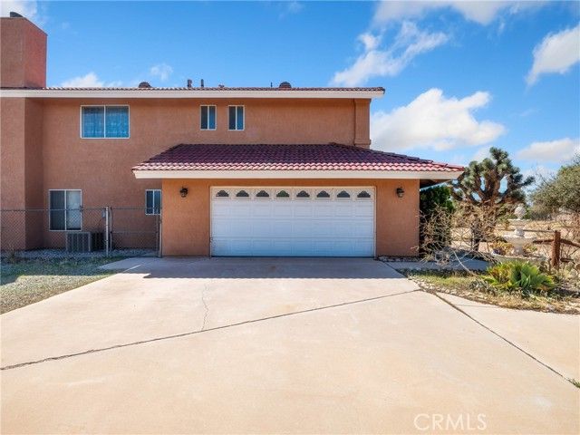 8187 Anaconda Avenue, Oak Hills, CA 92344