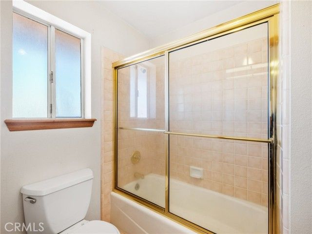 8187 Anaconda Avenue, Oak Hills, CA 92344