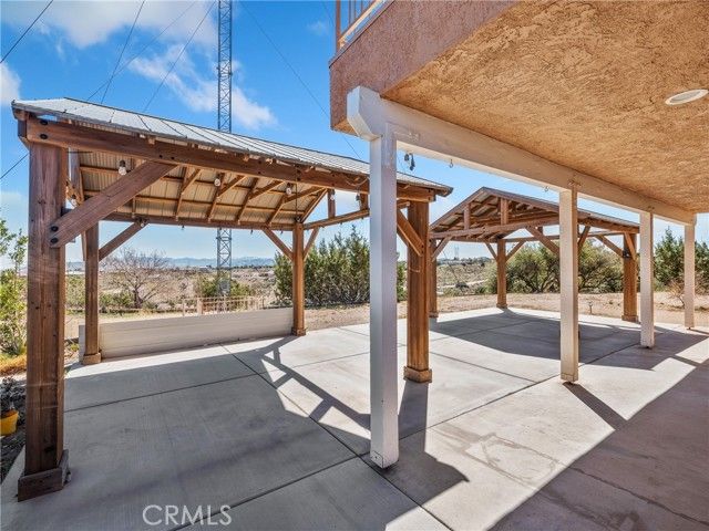 8187 Anaconda Avenue, Oak Hills, CA 92344