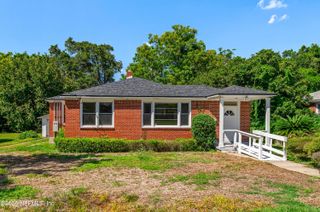 1400 MAGNOLIA Circle E, Jacksonville, FL 32211