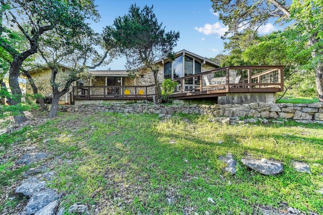 1984 Hilltop DR, Wimberley, TX 78676