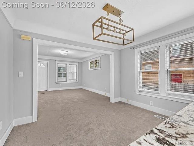 419 W 12 Mile Road, Royal Oak, MI 48073