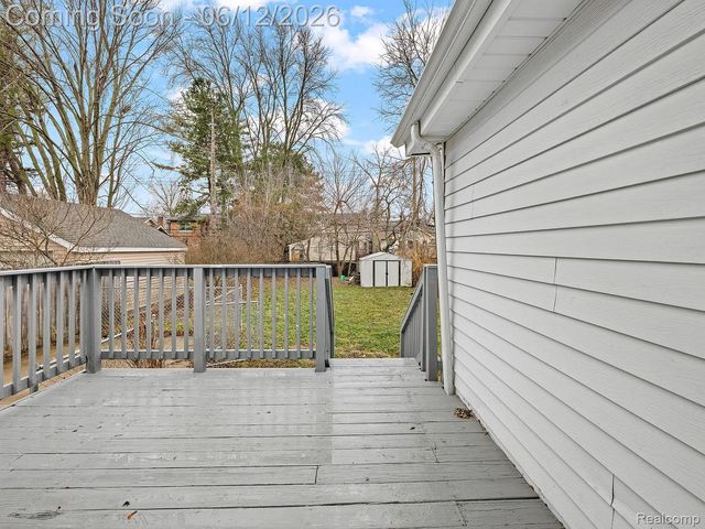 419 W 12 Mile Road, Royal Oak, MI 48073