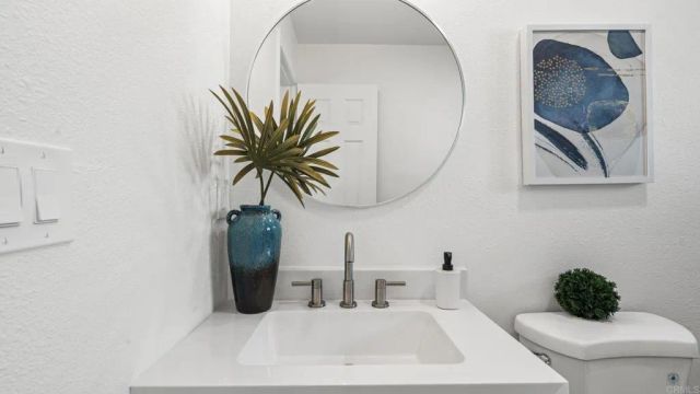 4095 Estrella Avenue, San Diego, CA 92105