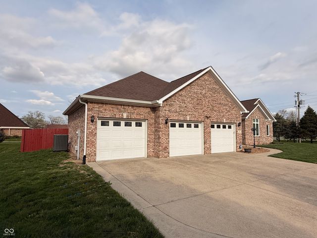 5012 Harway Court, Indianapolis, IN 46227