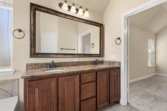 4703 Liberty Hill Trail, Sherman, TX 75092