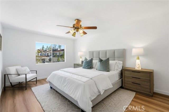 18130 Andrea Circle 4, Northridge (los Angeles), CA 91325