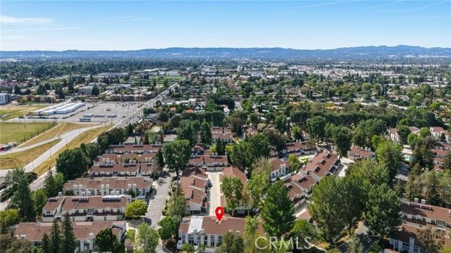 18130 Andrea Circle 4, Northridge (los Angeles), CA 91325