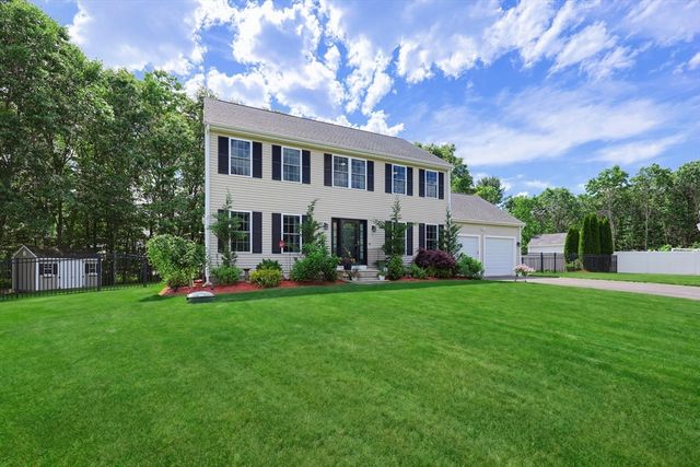 7 Stanley Cir, Mansfield, MA 02048