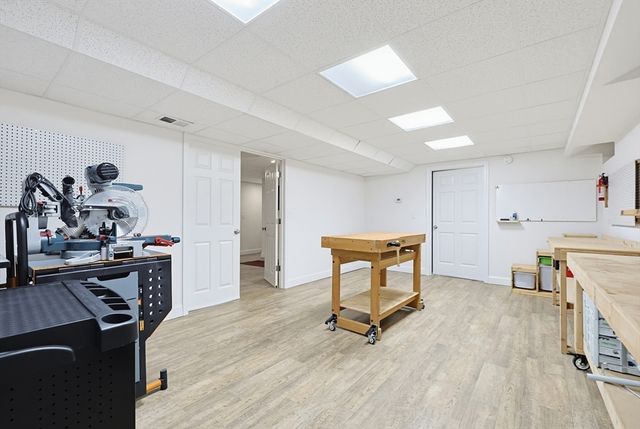 7 Stanley Cir, Mansfield, MA 02048