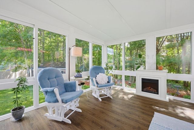 7 Stanley Cir, Mansfield, MA 02048