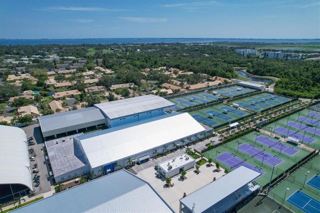 3401 54TH DRIVE W 203, Bradenton, FL 34210