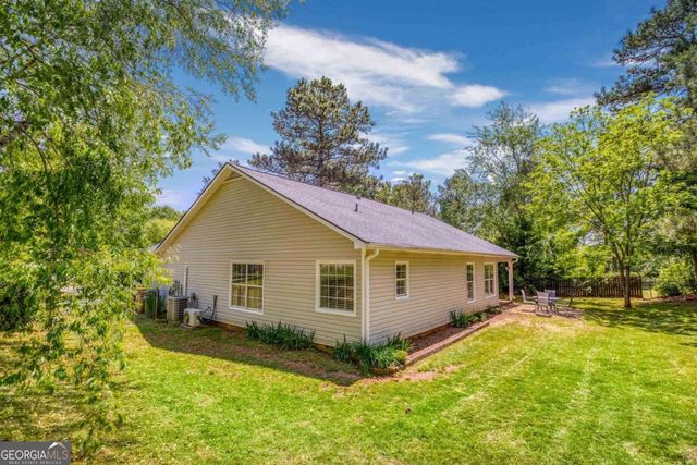 1447 Millstone Court, Bethlehem, GA 30620